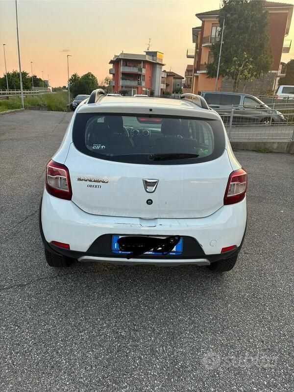 Usata Dacia Sandero Stepway 2014 Bianco Utilitaria
