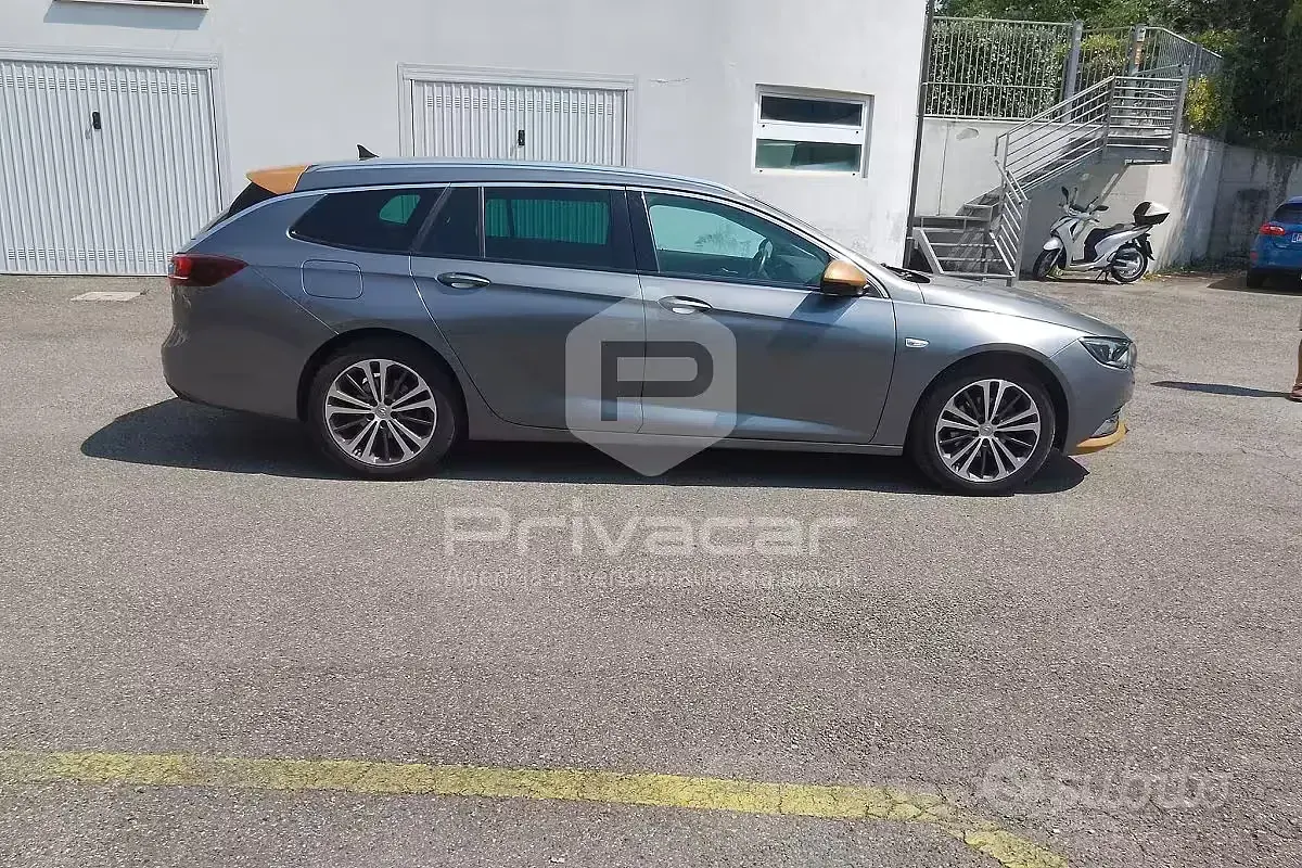 Usata Opel Insignia Innovation 136 CV (100 kW) 2020 Grigio Station wagon