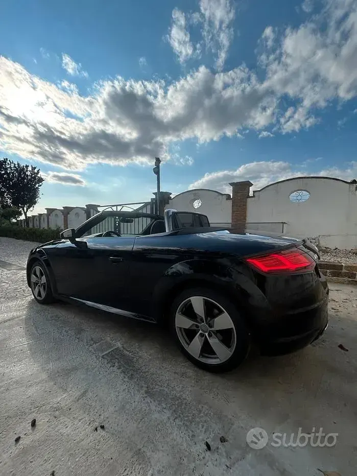 Usata Audi TT Roadster 184 CV (135 kW) 2017 Nero Cabrio