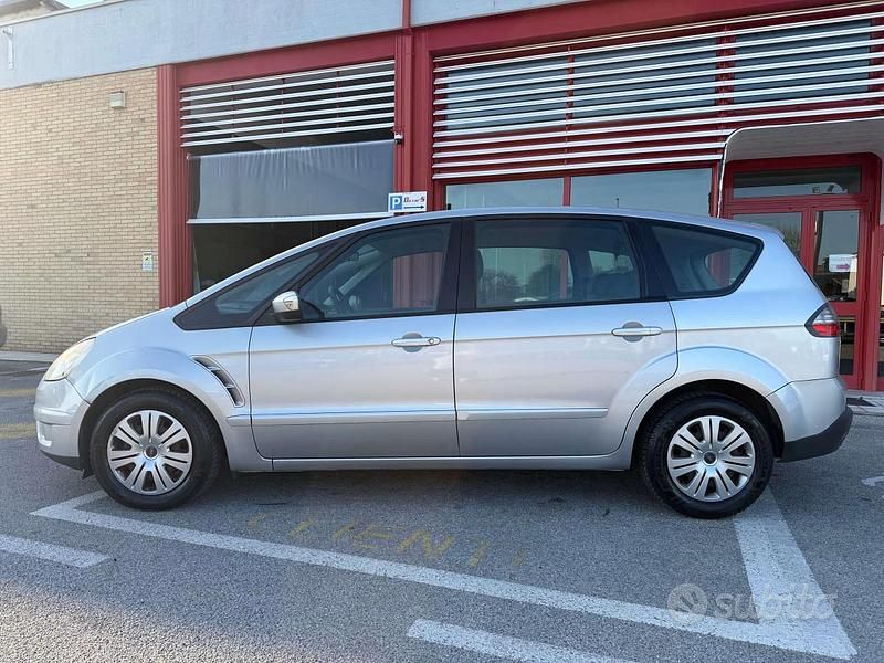 Usata Ford S-MAX S 140 CV (102 kW) 2008 Other Monovolume