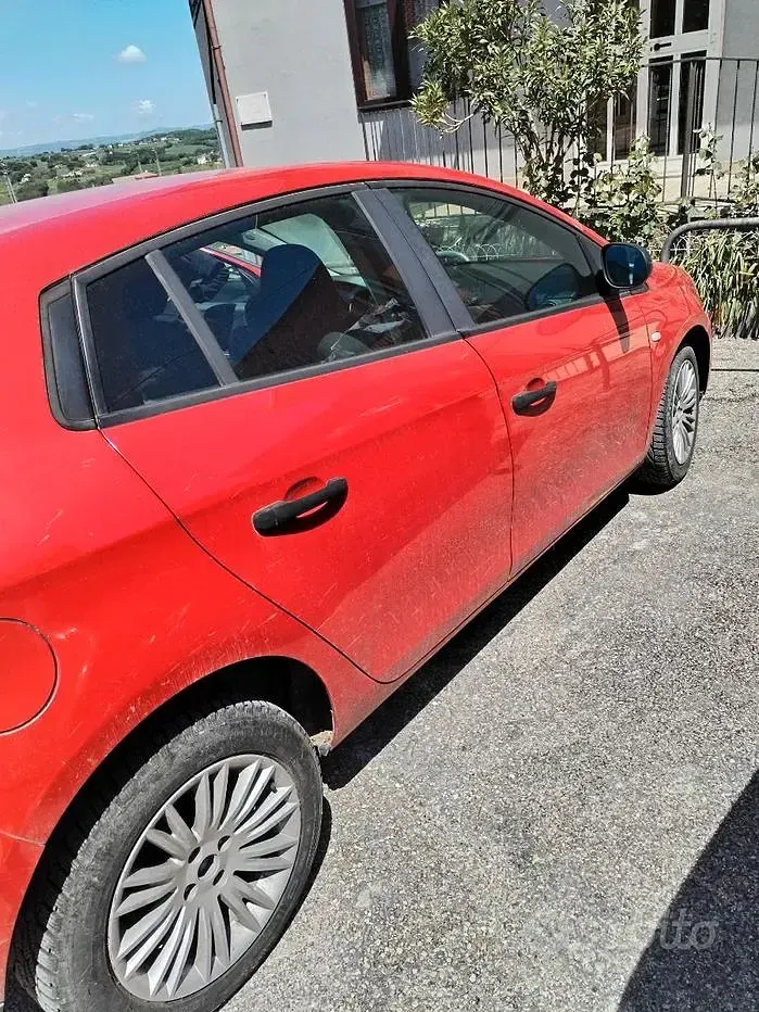 Usata Fiat 1600 90 CV (66 kW) 2009 Rosso Berlina