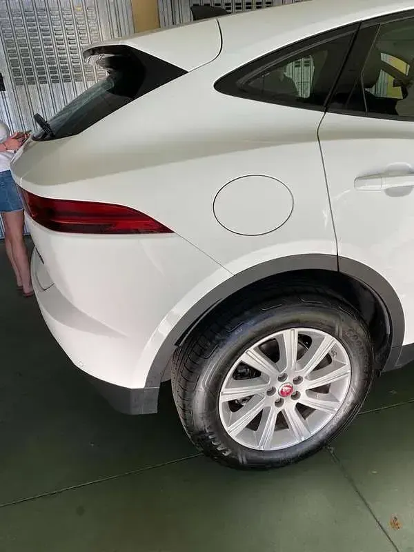 Usata Jaguar E-Pace 150 CV (110 kW) 2019 Bianco SUV