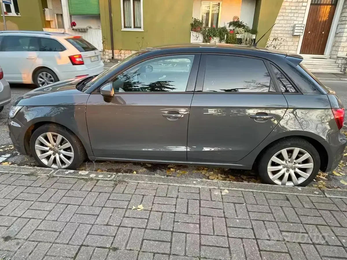 Usata Audi A1 116 CV (85 kW) 2016 Utilitaria