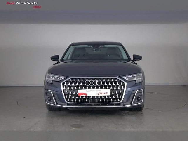 Usata Audi A8 Design 286 CV (210 kW) 2024 Blu firmamento metallizzato Berlina