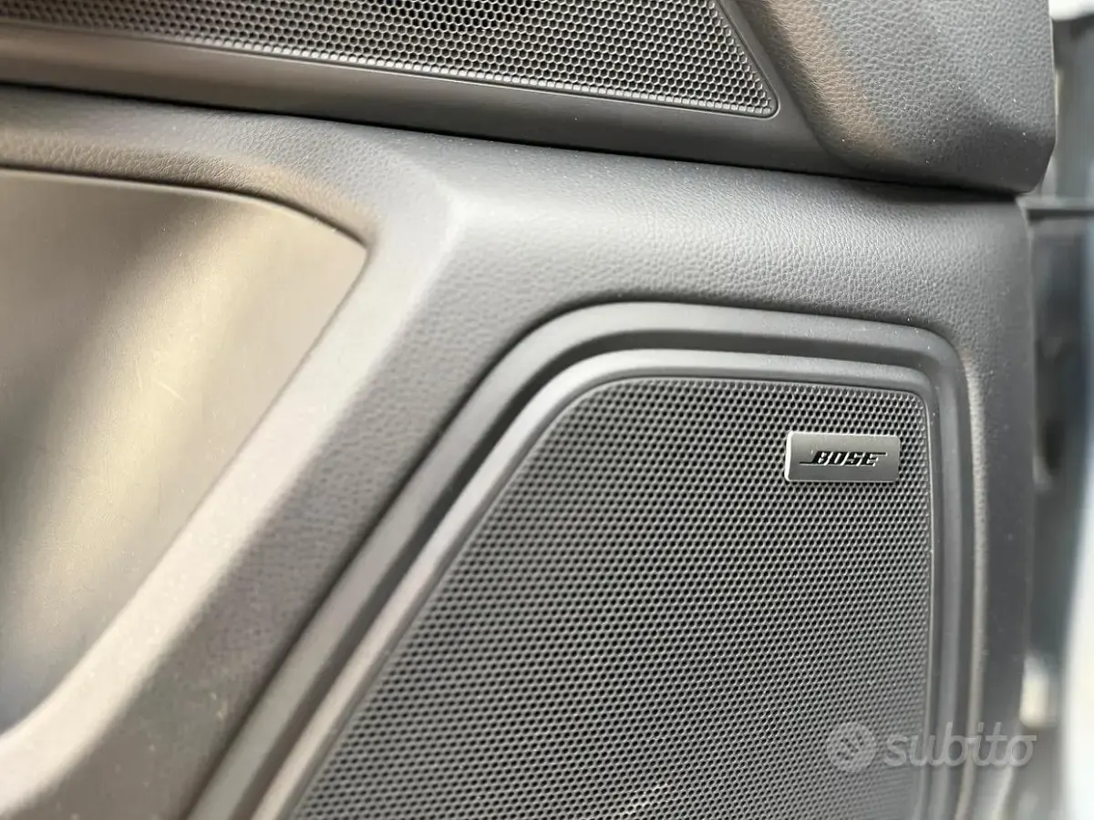 Usata Porsche Macan 265 CV (194 kW) 2023 Grigio SUV
