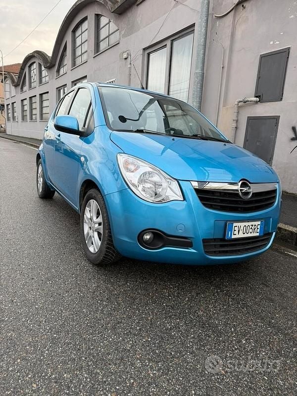 Blu Usata 2014 Opel Agila Due volumi | 4500 € (Buon prezzo) - Immagine 1/4