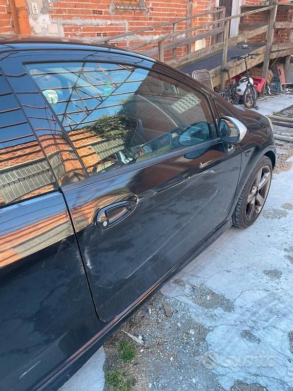 Usata Fiat Punto Sport 131 CV (96 kW) 2007 Nero Utilitaria