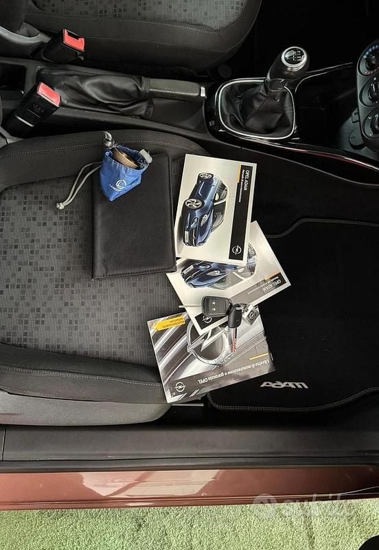 Nero Usata 2017 Opel Adam Due volumi | 4599 € (Ottimo prezzo) - Immagine 1/4