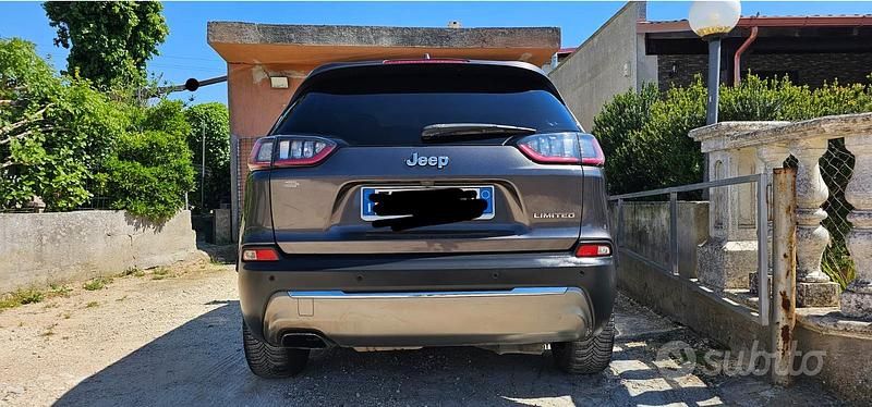 Usata Jeep Cherokee 194 CV (142 kW) 2019 SUV