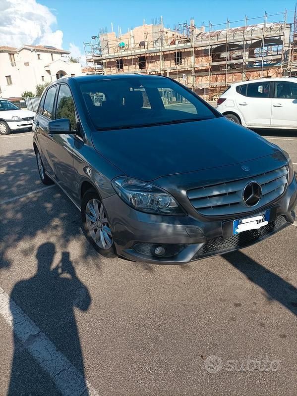 Usata Mercedes B180 2013 Monovolume