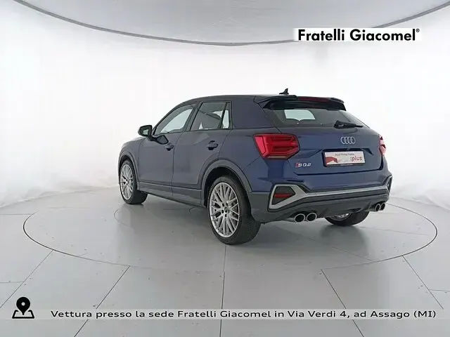 Usata Audi SQ2 Sport 300 CV (220 kW) 2023 Blu navarra metallizzato SUV