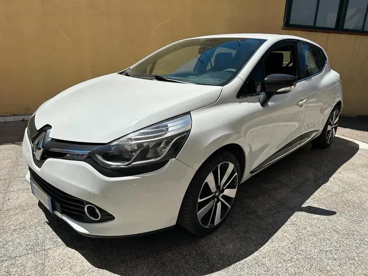 Usata Renault Clio 90 CV (66 kW) 2016 Bianco Utilitaria