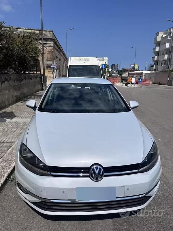 Usata VW Golf VII 110 CV (80 kW) 2017 Bianco Berlina