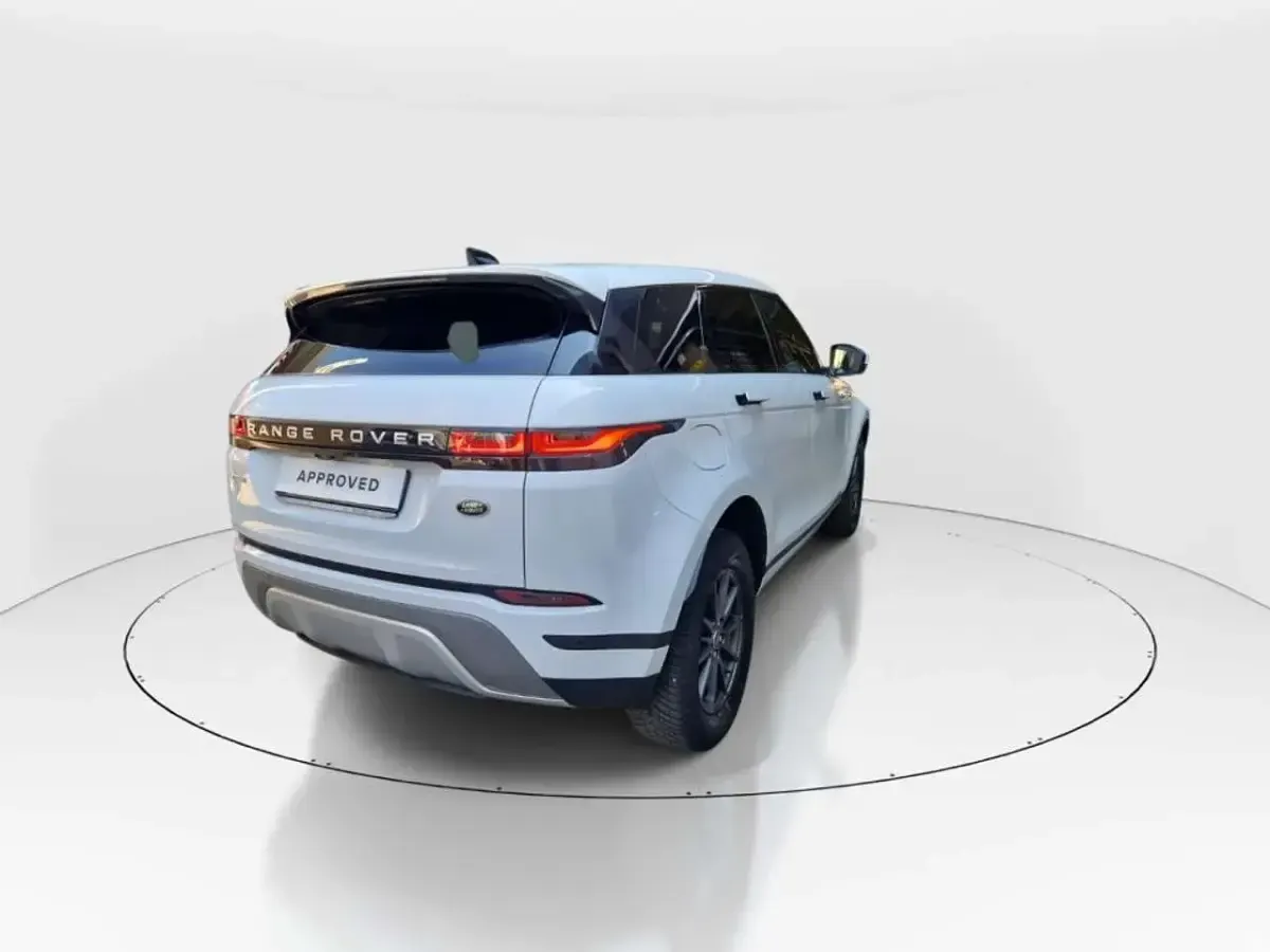 Usata Land Rover Range Rover evoque 163 CV (119 kW) 2021 Yulong white SUV