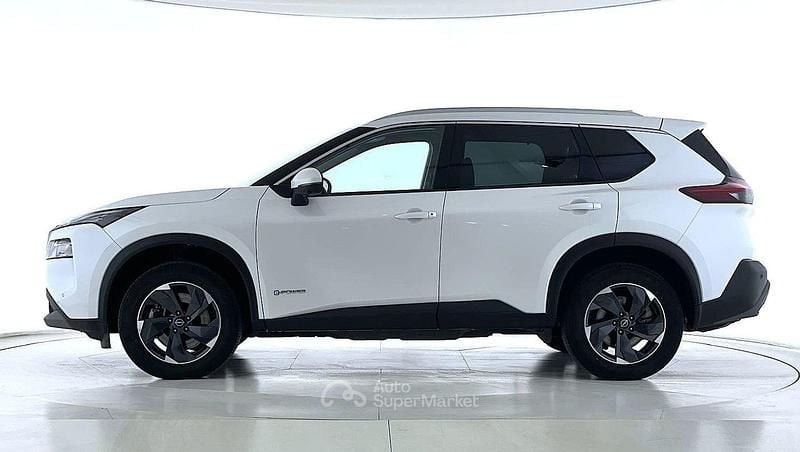Usata Nissan X-Trail N-Connecta 213 CV (156 kW) 2025 Bianco SUV