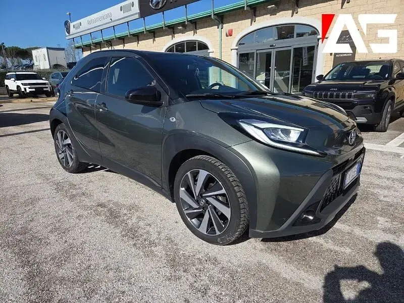 Usata Toyota Aygo X Lounge 72 CV (52 kW) 2022 Verde SUV