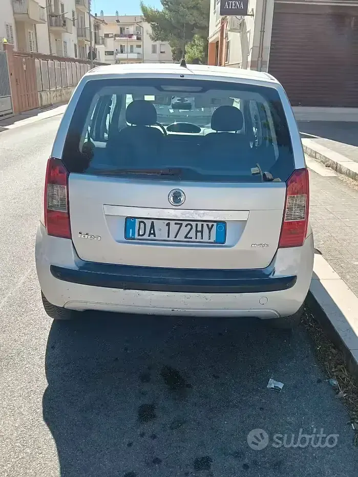 Usata Fiat Idea 69 CV (50 kW) 2006 Grigio Monovolume