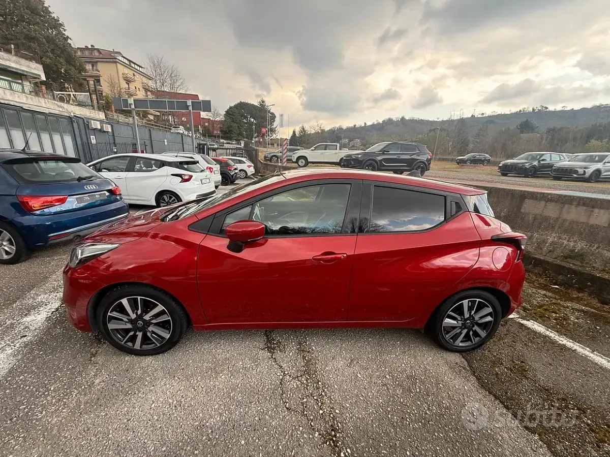 Usata Nissan Micra N-Connecta 90 CV (66 kW) 2018 Rosso Utilitaria