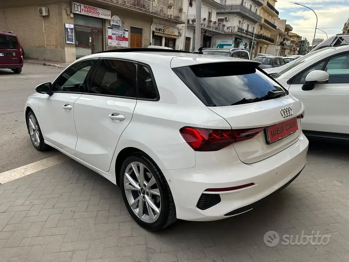 Usata Audi A3 S-Line 150 CV (110 kW) 2022 Bianco Berlina