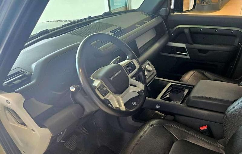Käytetty Land Rover Defender SE 200 HP (147 kW) 2023 Other Katumaasturi