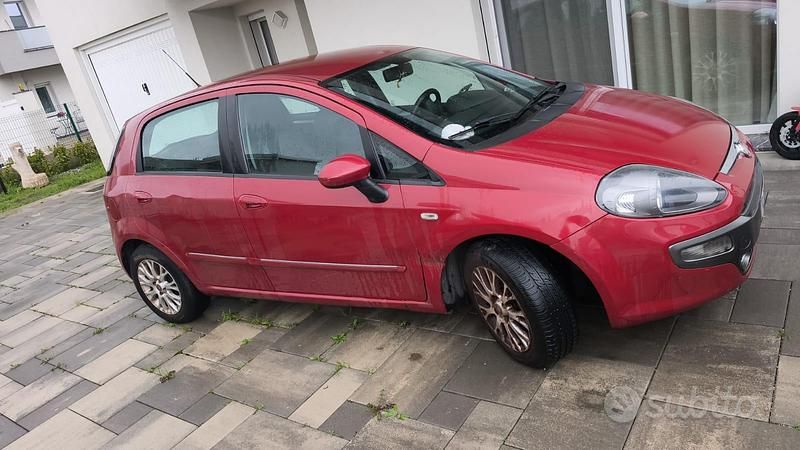Usata Fiat Punto Evo 2010 Rosso Utilitaria