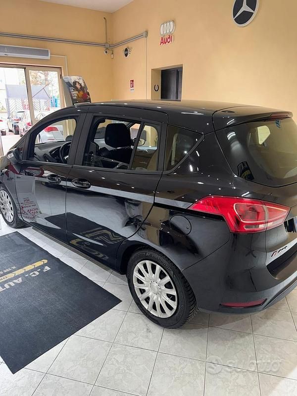 Usado Ford B-MAX Business Edition 75 CV (55 kW) 2013 Negro Monovolumen