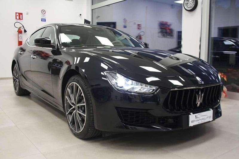 Usata Maserati Ghibli GT 330 CV (242 kW) 2024 Nero Berlina