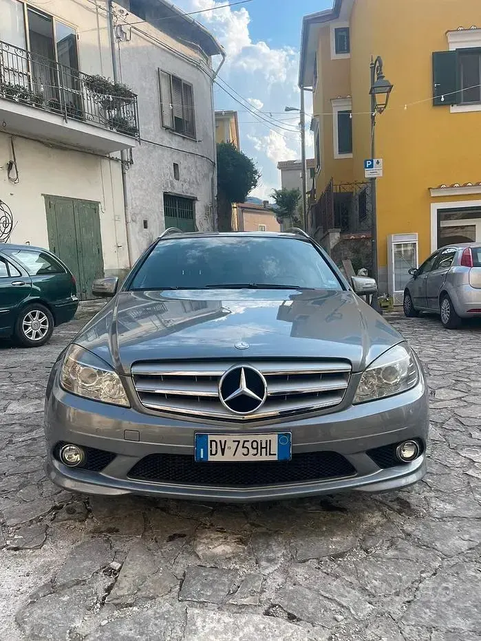 Usata Mercedes C220 Avantgarde 170 CV (125 kW) 2010 Grigio Station wagon