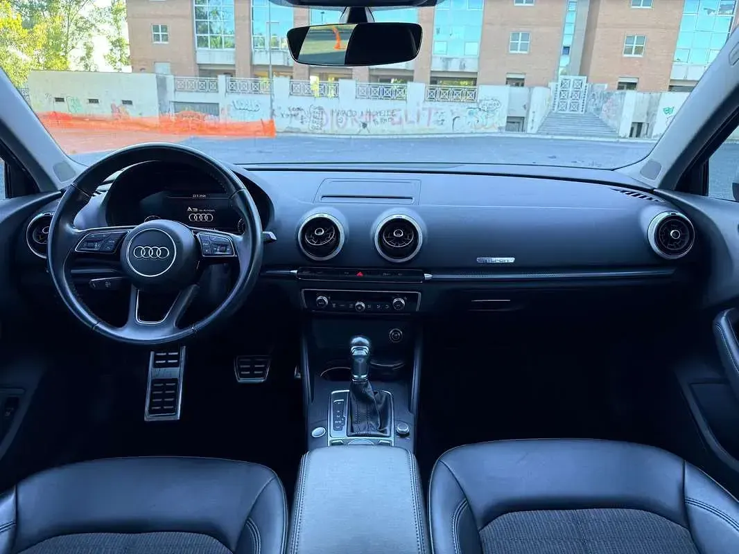 Usata Audi e-tron Design 110 kW (150 CV) 2018 Argento SUV