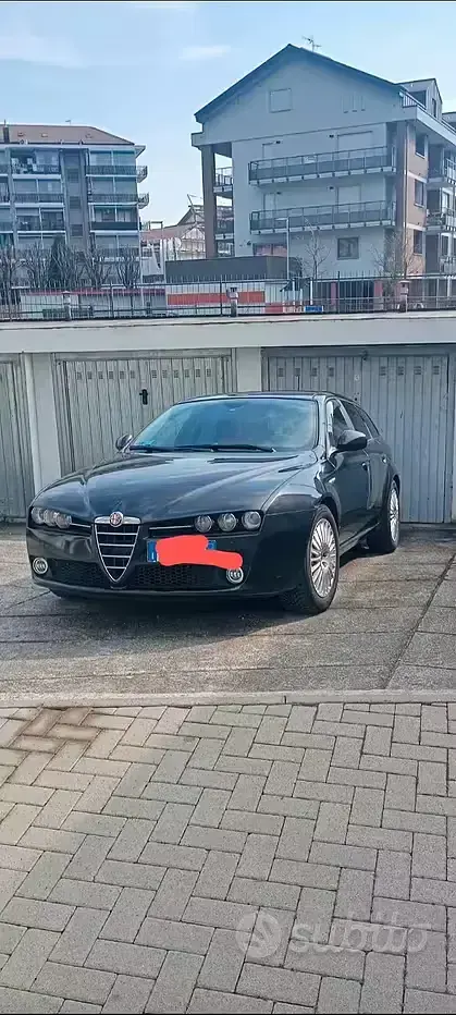 Usata Alfa Romeo 159 150 CV (110 kW) 2008 Nero Station wagon