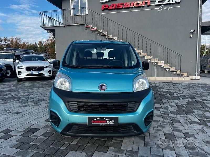 Usata Fiat Qubo Trekking 80 CV (58 kW) 2017 Blu/azzurro Monovolume