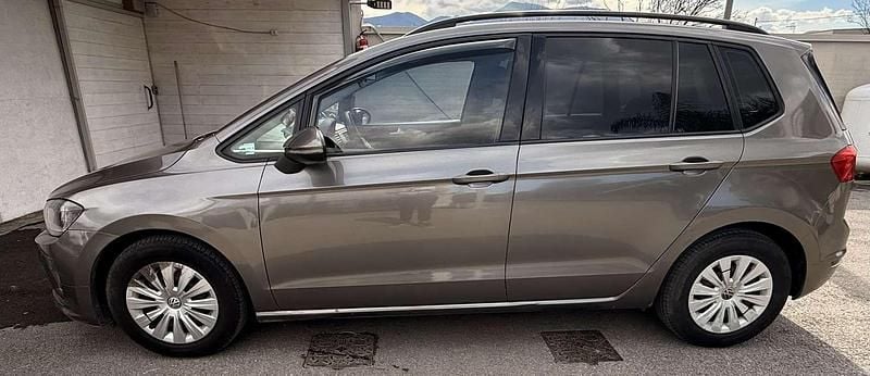Usata VW Golf Sportsvan 110 CV (80 kW) 2016 Monovolume