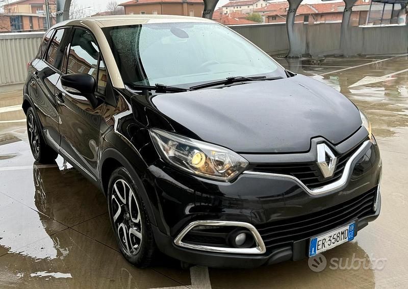 Usata Renault Captur 115 CV (84 kW) 2013 Nero SUV