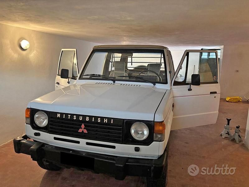 Usata Mitsubishi Pajero 1985 Bianco SUV