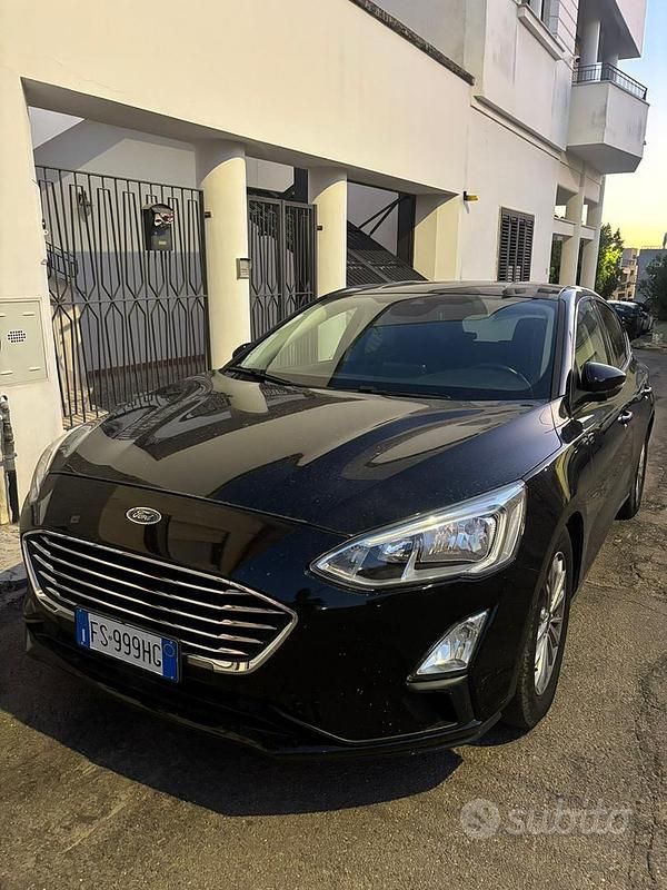 Usata Ford Focus 120 CV (88 kW) 2018 Nero Berlina