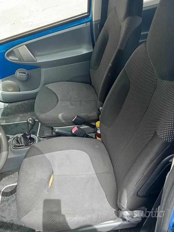 Usata Toyota Aygo 2009 Blu Utilitaria