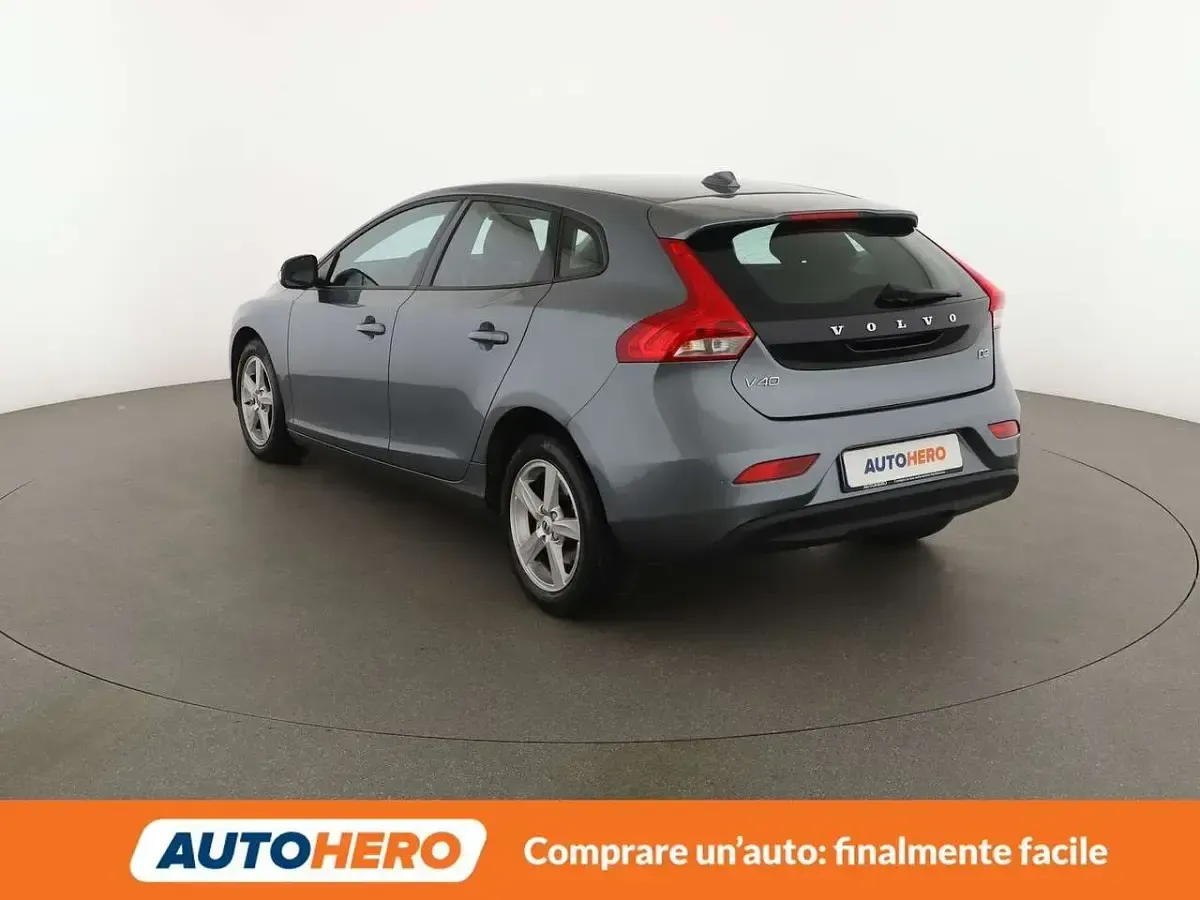 Gebraucht Volvo V40 Kinetic 120 PS (88 kW) 2017 Grau Kombi