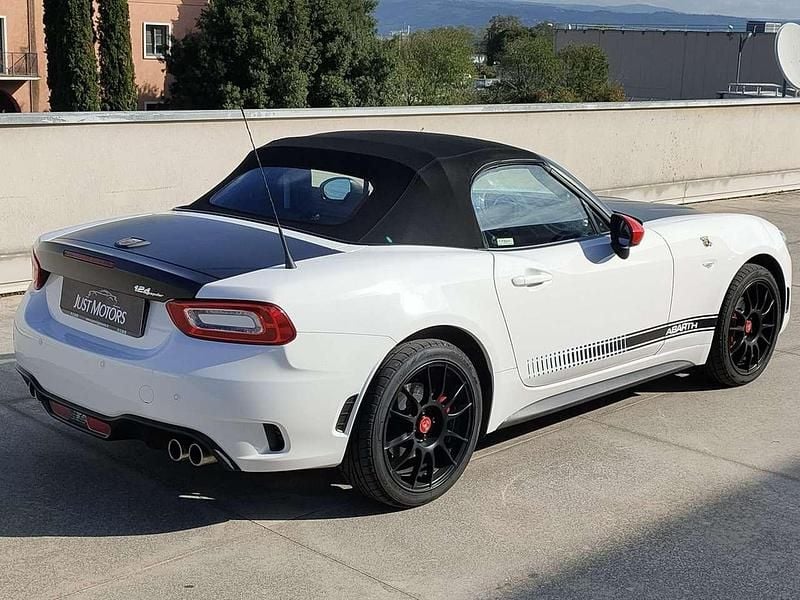 Usata Fiat 124 Spider Abarth 170 CV (125 kW) 2017 Bianco Cabrio