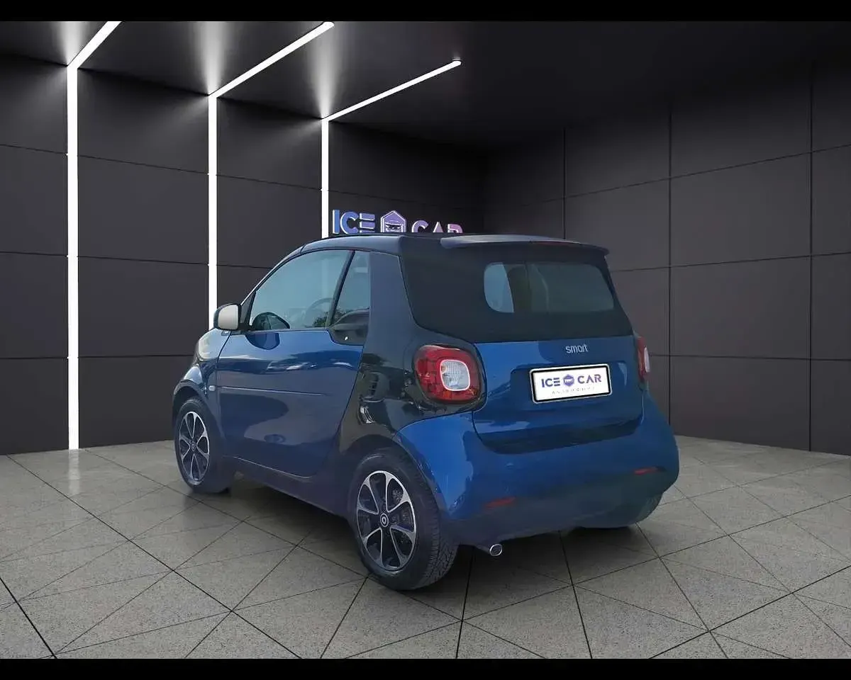 Usata Smart ForTwo Cabrio Passion 90 CV (66 kW) 2019 Blu Cabrio