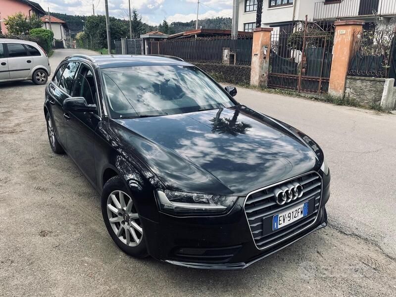 Usata Audi A4 120 CV (88 kW) 2014 Nero Station wagon