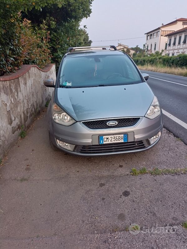 Usata Ford Galaxy 140 CV (102 kW) 2007 Grigio Monovolume