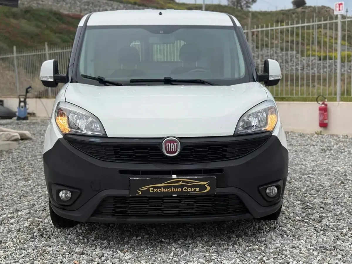 Usata Fiat Doblò 105 CV (77 kW) 2016 Bianco Monovolume