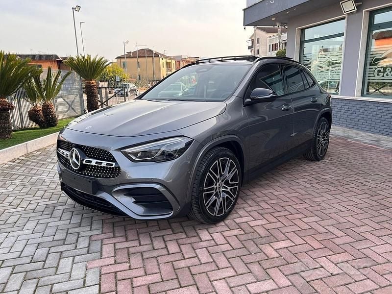 Nuova Mercedes GLA200 Premium 150 CV (110 kW) 2025 Nero SUV