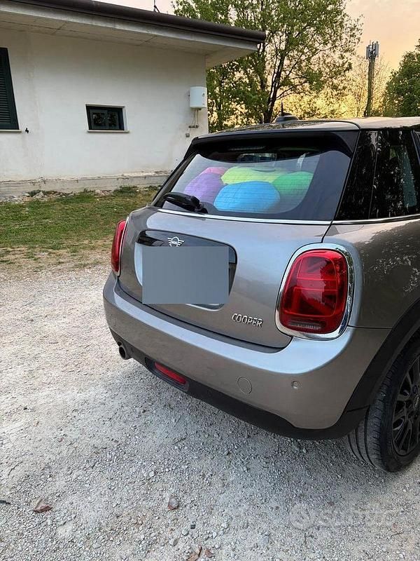 Begagnad Mini Cooper 2020 Grå Halvkombi