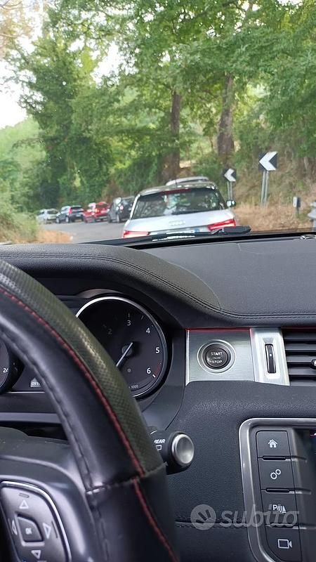 Usata Land Rover Range Rover evoque 150 CV (110 kW) 2016 Grigio Station wagon