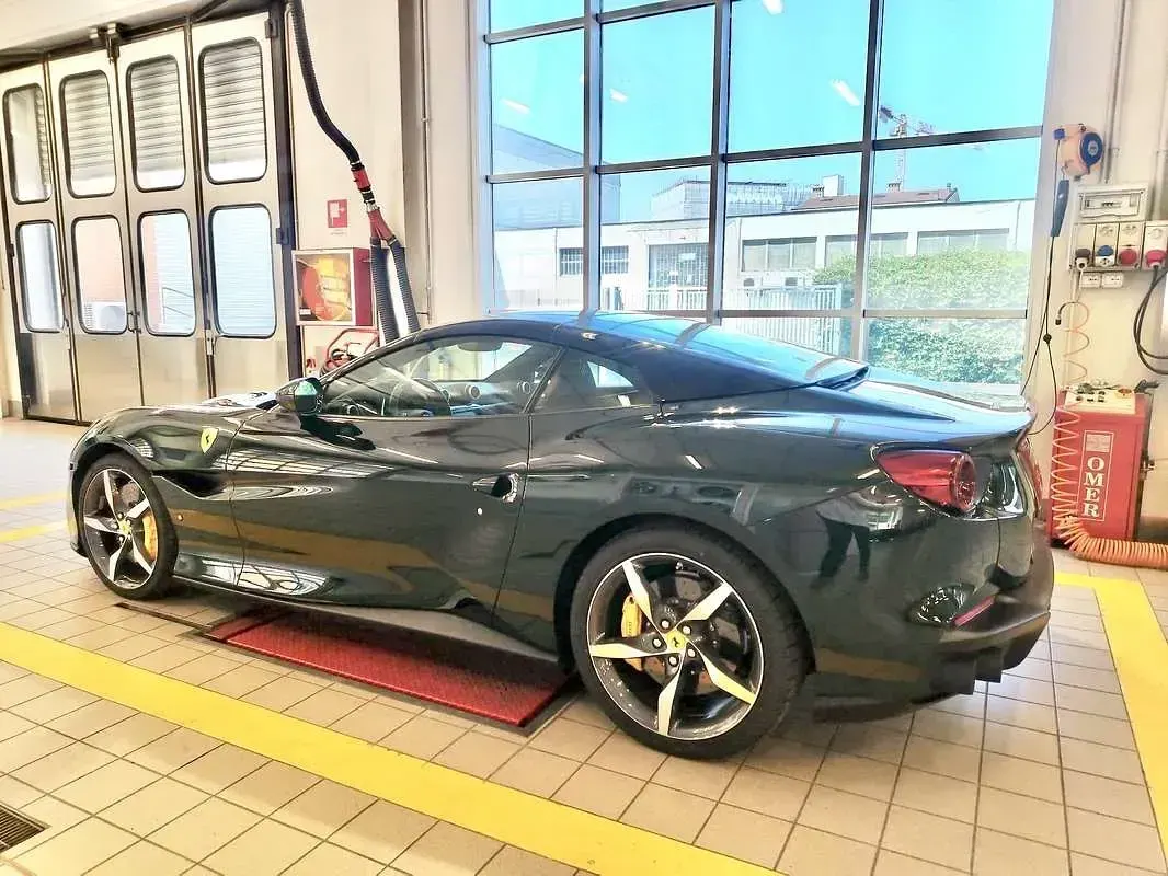 Usata Ferrari Portofino 620 CV (456 kW) 2022 Verde Cabrio