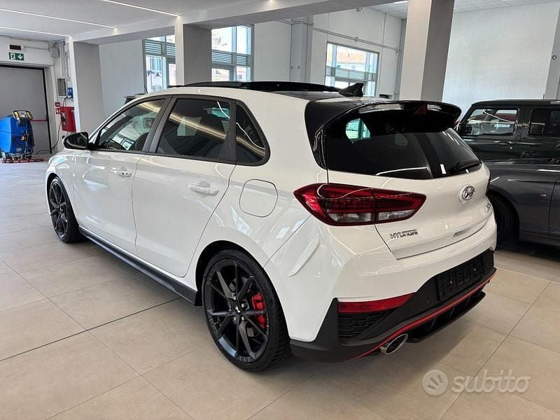 Usata Hyundai i30 N Performance 280 CV (205 kW) 2024 Bianco Berlina