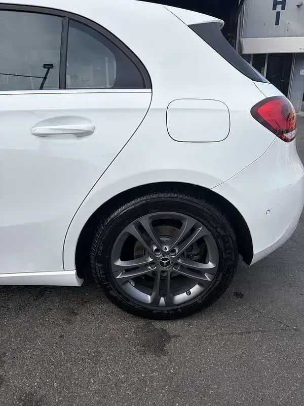 Usata Mercedes A180 Business 116 CV (85 kW) 2019 Berlina