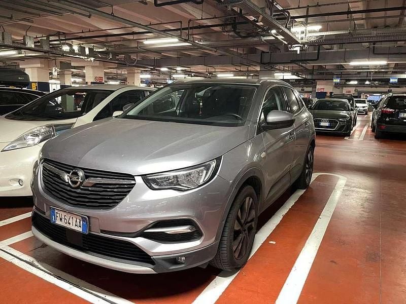 Usata Opel Grandland X Business Elegance 131 CV (96 kW) 2022 Grigio SUV