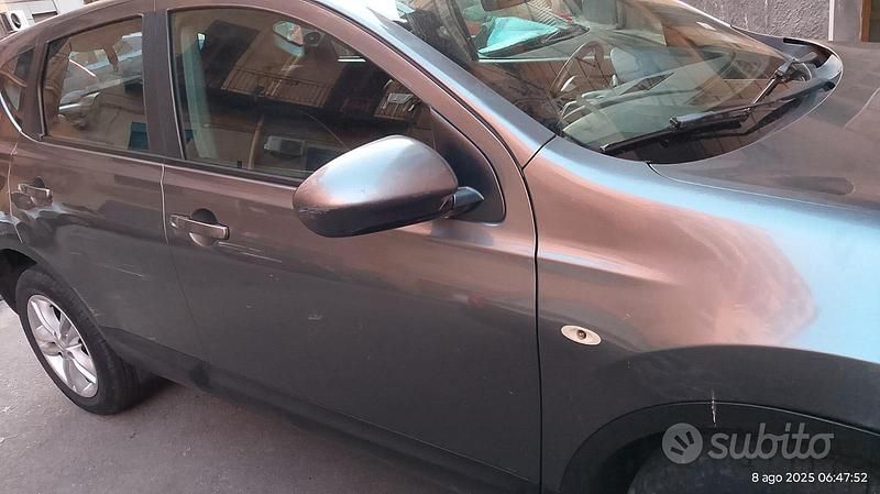 Usata Nissan Qashqai 110 CV (80 kW) 2013 Grigio SUV